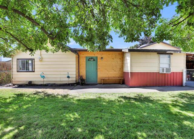 Property at 17816 E 2nd Ave, Greenacres, WA 99016, 5 beds, 2 baths