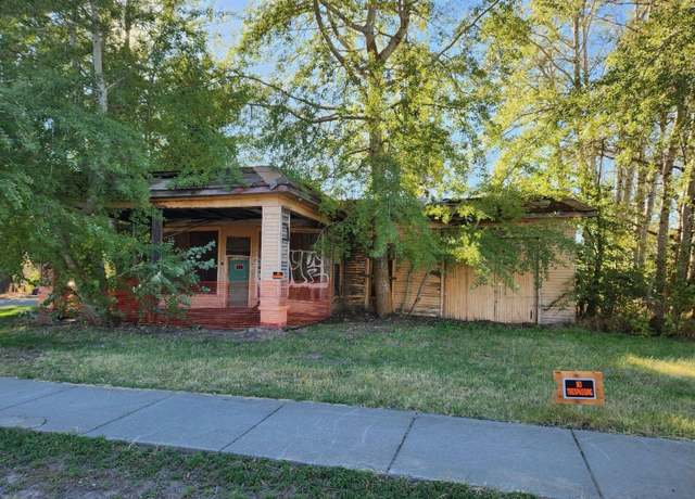 Property at 126 E Market St, Latah, WA 99018, 1 bed, 1 bath
