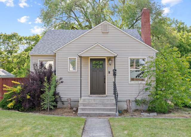 Property at 2713 N Sargent Rd, Millwood, WA 99212, 3 beds, 2 baths