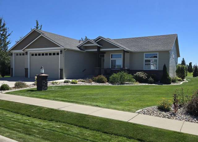 Property at 1510 E 12th St, Deer Park, WA 99006, 3 beds, 2 baths