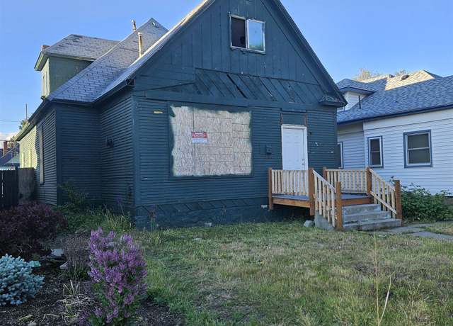 Property at 2524 W Dean Ave, Spokane, WA 99202, 5 beds, 3 baths