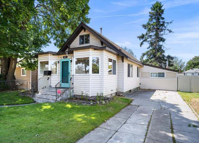 Property at 5003 N Normandie St, Spokane, WA 99205, 3 beds, 2 baths