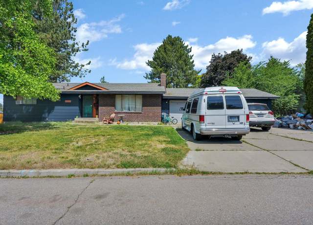Property at 4405 E 46th Ave, Spokane, WA 99223, 4 beds, 3 baths