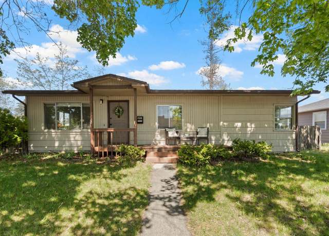 Property at 2510 W Crown Ave, Spokane, WA 99205, 3 beds, 2 baths