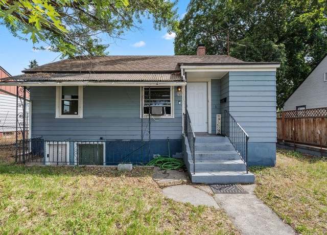 Property at 1630 E Broad Ave, Spokane, WA 99207, 4 beds, 2 baths