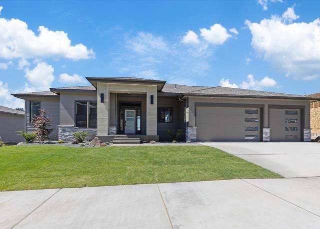 Property at 5210 S Willamette St, Spokane, WA 99223, 5 beds, 4 baths