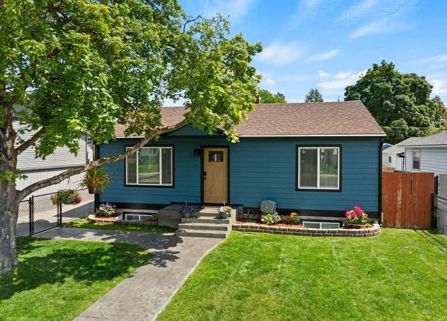 Property at 2924 N Smith St, Spokane, WA 99207, 4 beds, 1 bath