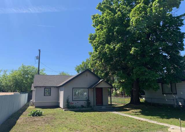 Property at 1118 E Olympic Ave, Spokane, WA 99207, 2 beds, 1 bath