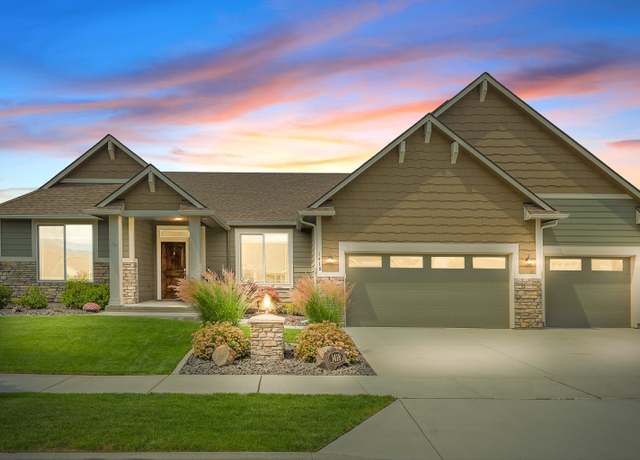 Property at 1418 S Cavalier St, Greenacres, WA 99016, 3 beds, 3 baths