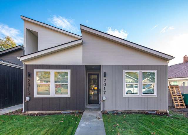 Property at 2017 W Nora Ave, Spokane, WA 99205, 3 beds, 2 baths