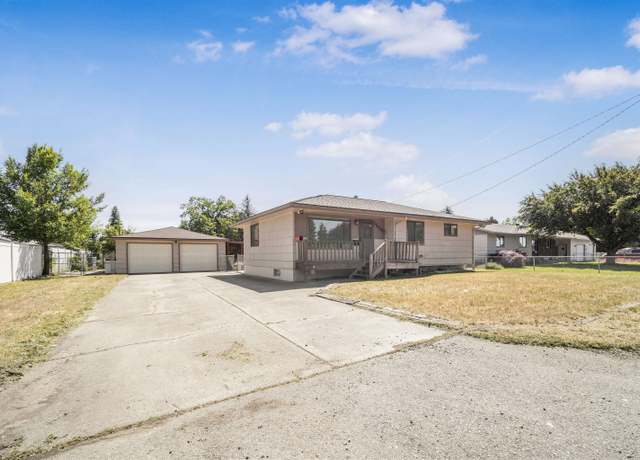 Property at 11204 E Alki Ave, Spokane, WA 99206, 4 beds, 2 baths