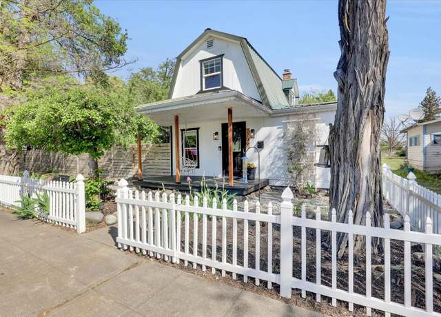 Property at 2709 E Sharp Ave, Spokane, WA 99202, 4 beds, 1 bath