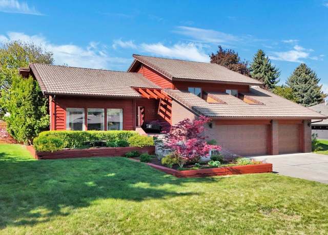 Property at 2219 E 50th Ave, Spokane, WA 99223, 3 beds, 3 baths