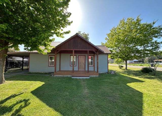 Property at 302 S Center St, Chewelah, WA 99109-0000, 2 beds, 2 baths