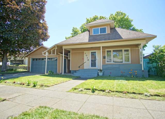 Property at 1018 E Broad Ave, Spokane, WA 99207, 5 beds, 2 baths
