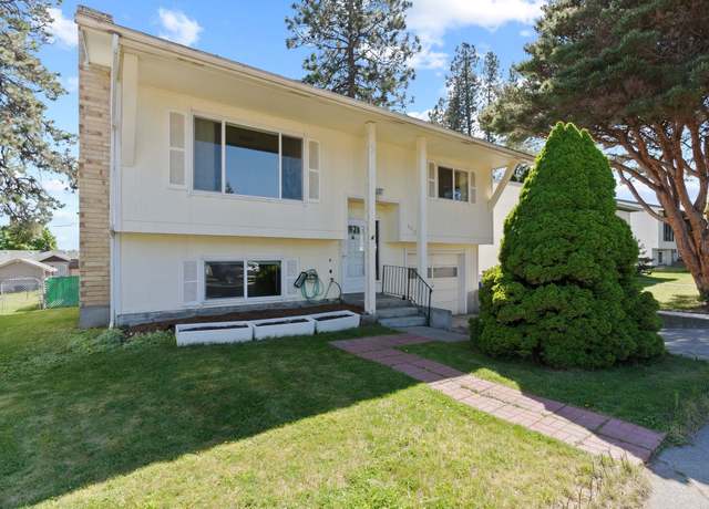 Property at 3412 E 34th Ave, Spokane, WA 99223, 3 beds, 2 baths