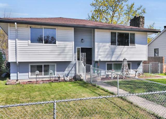 Property at 1807 E Liberty Ave, Spokane, WA 99207-4772, 4 beds, 2 baths