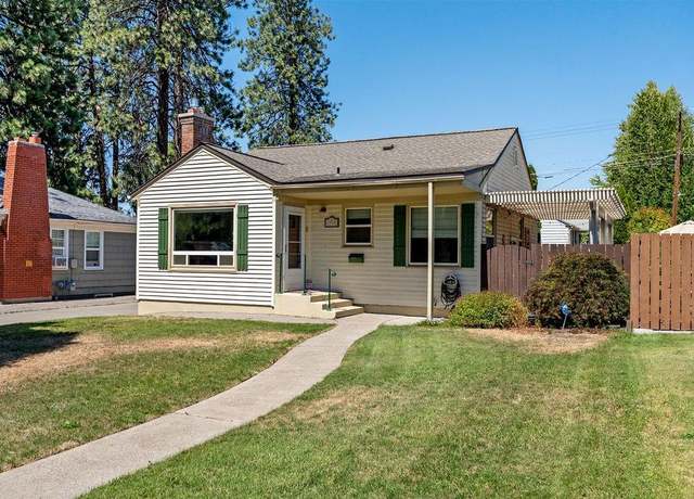 Property at 2808 W Upton Ave, Spokane, WA 99205, 3 beds, 2 baths