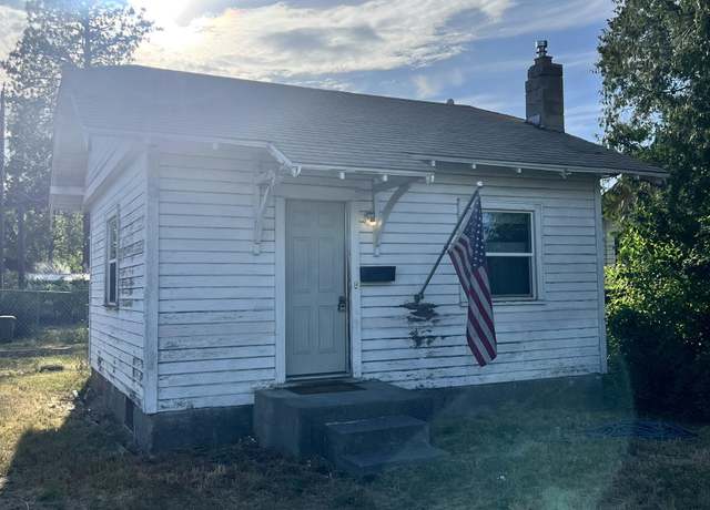 Property at 5703 N Wall St, Spokane, WA 99205, 1 bed, 1 bath