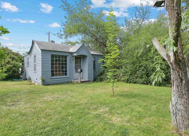 Property at 2603 W Cleveland Ave, Spokane, WA 99205, 2 beds, 1 bath