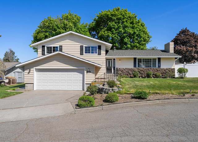 Property at 4323 E 54th Ave, Spokane, WA 99223, 3 beds, 2 baths