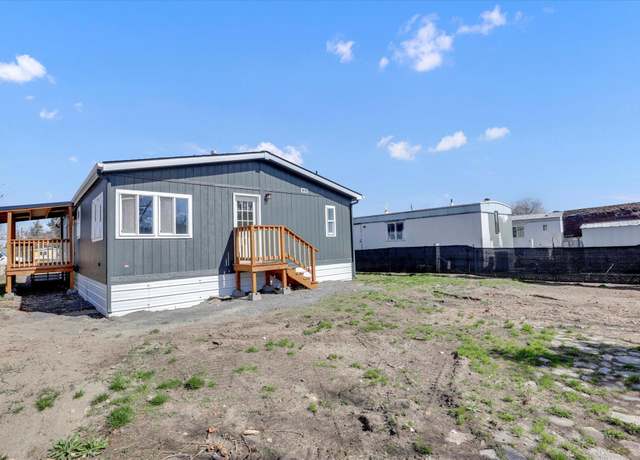 Property at 11612 N Sheridan St Unit E68, Spokane, WA 99021, 4 beds, 2 baths