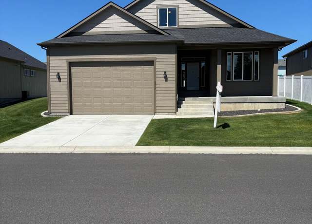 Property at 8317 N Summerhill Ln, Spokane, WA 99208, 4 beds, 3 baths
