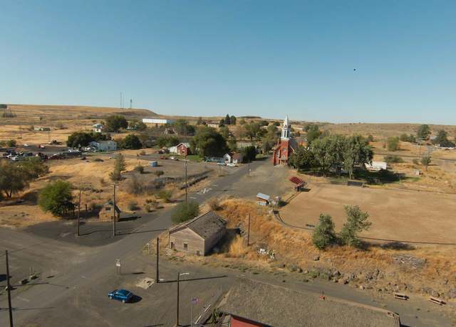 Property at 103 N B St, Sprague, WA 99032