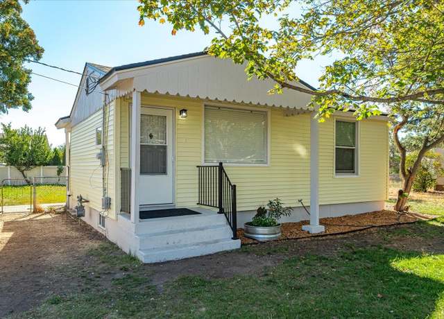 Property at 908 N Sargent Rd, Spokane, WA 99212, 3 beds, 1 bath