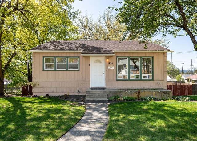 Property at 6123 N Greenwood Blvd, Spokane, WA 99205, 5 beds, 2 baths