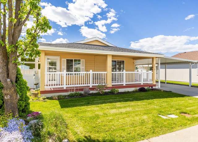 Property at 1719 N Hodges Ln, Spokane Valley, WA 99016, 3 beds, 2 baths