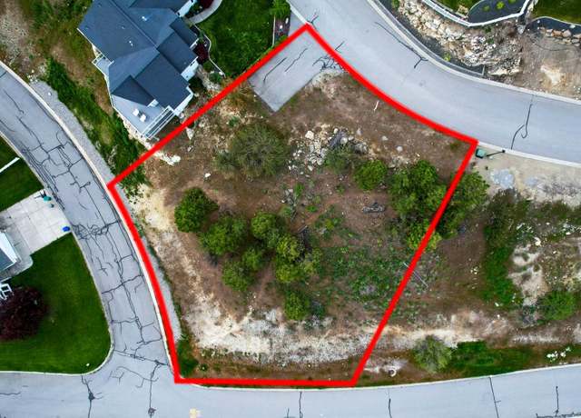Property at 8418 E Blue Fox Ln, Spokane, WA 99217