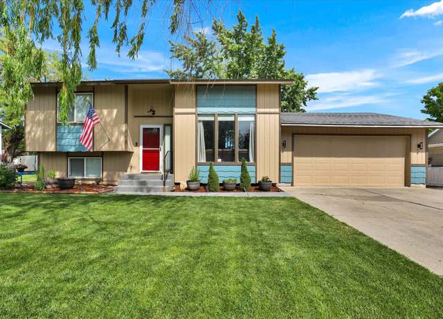 Property at 1508 N Arc St, Spokane Valley, WA 99016, 4 beds, 2 baths