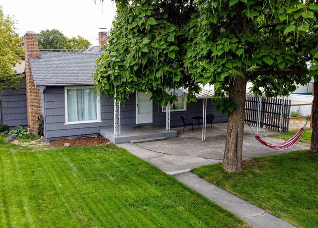 Property at 4224 N Washington St, Spokane, WA 99205, 2 beds, 1 bath