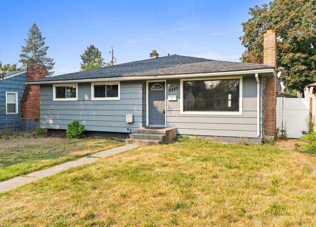 Property at 5327 N Oak St, Spokane, WA 99205, 8 beds, 3 baths