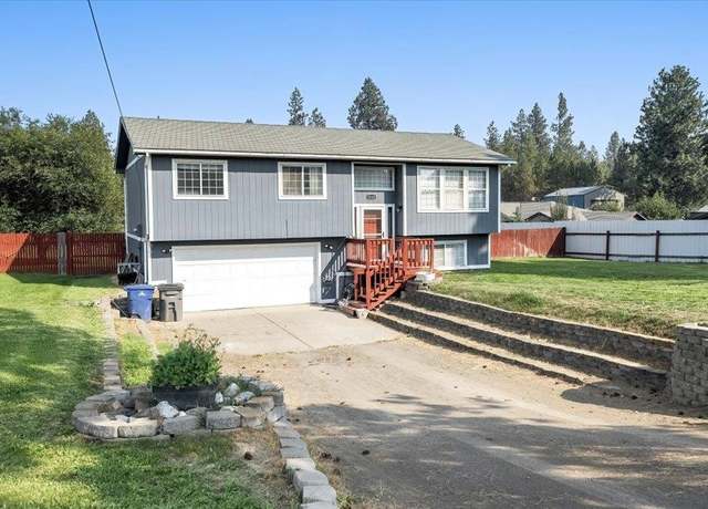 Property at 7119 S Mayflower Rd, Spokane, WA 99224, 3 beds, 3 baths