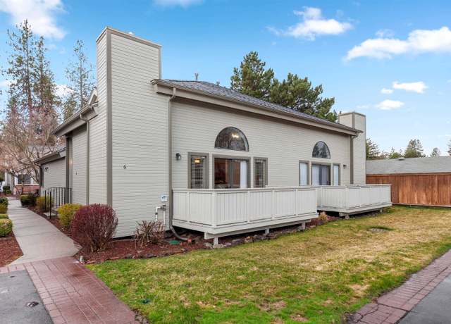 Property at 1218 E 30th Ave #6, Spokane, WA 99203, 2 beds, 3 baths