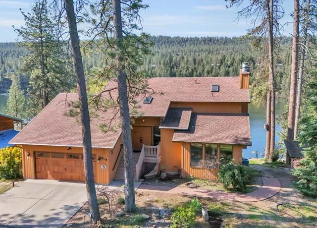 Property at 318 E Shore Rd, Nine Mile Falls, WA 99026, 5 beds, 4 baths