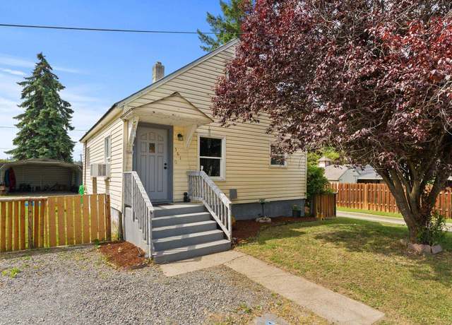 Property at 561 E Forest Ave, Colville, WA 99114, 2 beds, 2 baths
