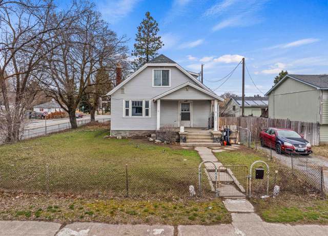 Property at 1003 E Nebraska Ave, Spokane, WA 99208, 4 beds, 3 baths