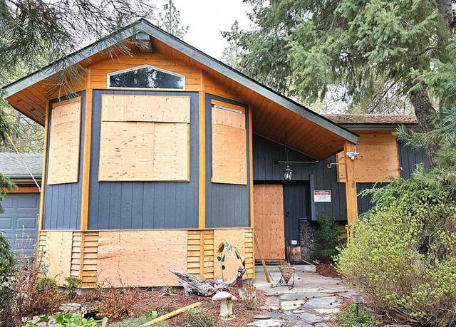 Property at 5817 W Houston Ave, Spokane, WA 99208, 5 beds, 2 baths