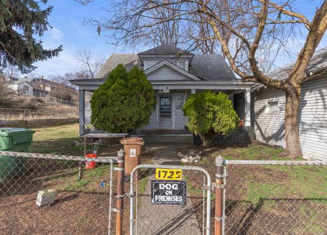 Property at 1725 N Howard St, Spokane, WA 99205, 5 beds, 3 baths