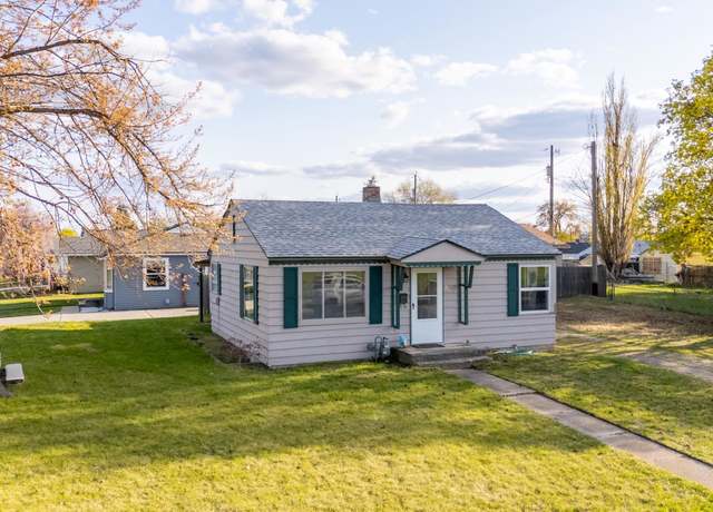 Property at 2405 W Columbia Ave, Spokane, WA 99205, 2 beds, 1 bath