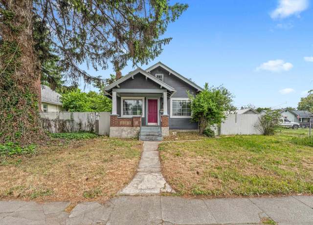 Property at 1923 E Courtland Ave, Spokane, WA 99207, 3 beds, 1 bath