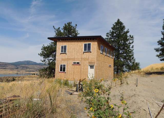 Property at 30390 River Bend Ln E, Davenport, WA 99122, 2 beds, 2 baths