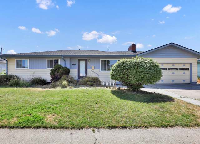 Property at 5943 N Moore St, Spokane, WA 99205, 4 beds, 3 baths