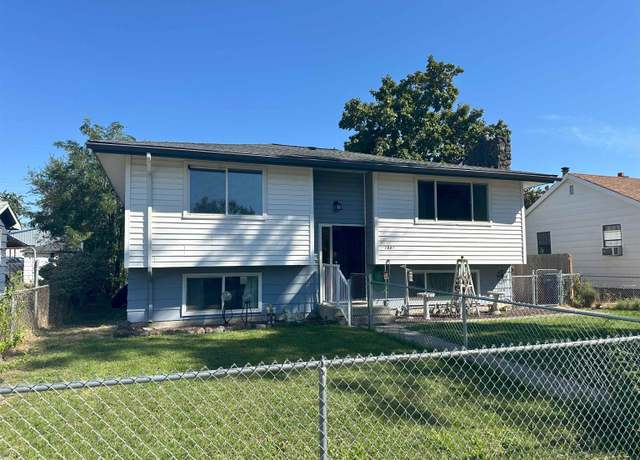 Property at 1807 E Liberty Ave, Spokane, WA 99207, 4 beds, 2 baths