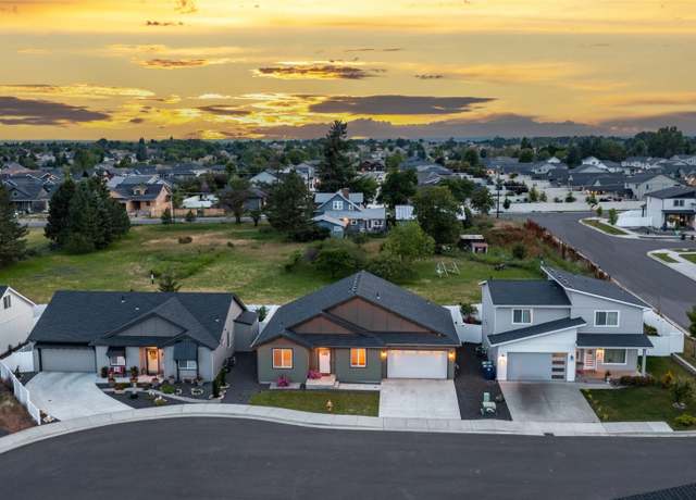 Property at 1833 W Windflower Ct, Spokane, WA 99208, 4 beds, 2 baths