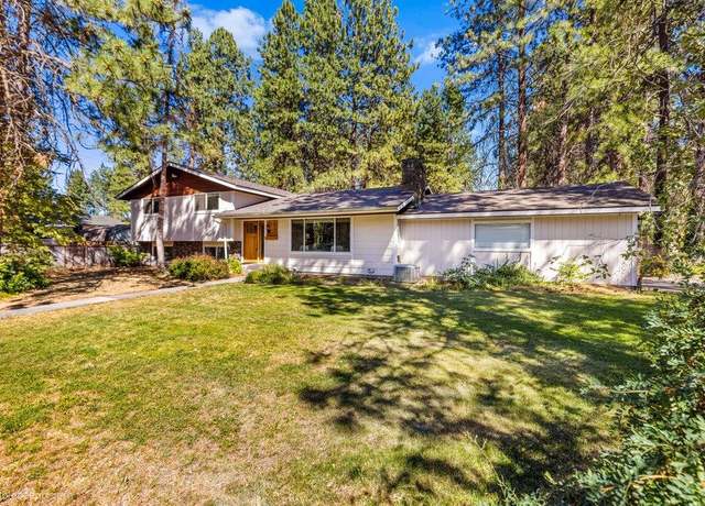 Property at 2919 S Glenn Rd, Spokane Valley, WA 99206, 3 beds, 4 baths