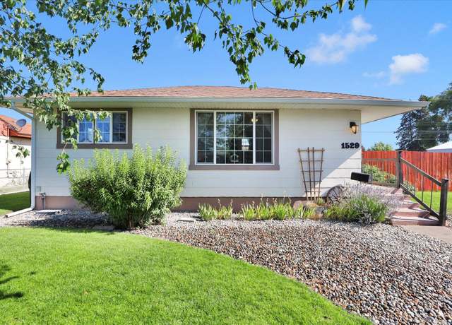 Property at 1529 E Bismark Ave, Spokane, WA 99037, 3 beds, 2 baths